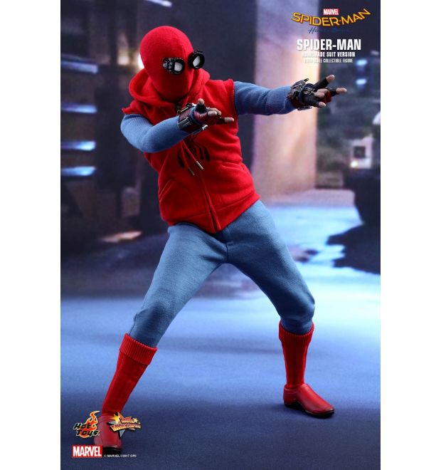 Hot Toys MMS414 Spider-Man: Homecoming - Spider-Man (Homemade Suit Version)  1/6th Scale Collectible Figure - Simply Toys